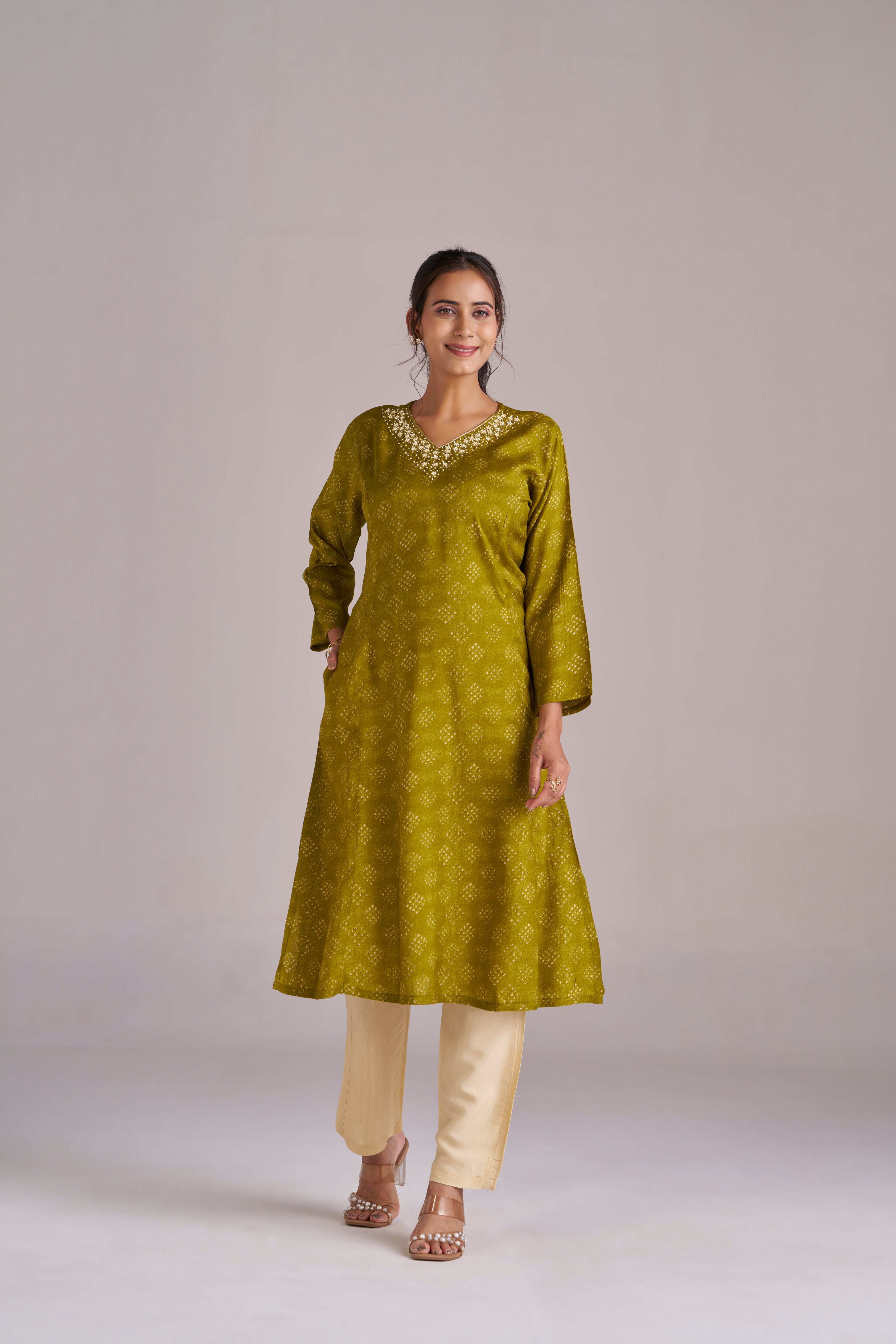 BANDHANI GRACE IN OLIVE & CREAM
