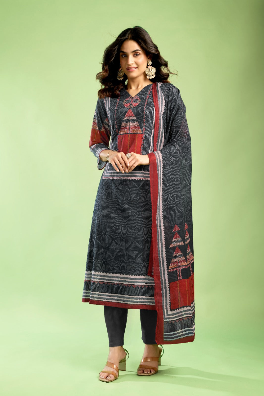 BLACK AND RED COTTON