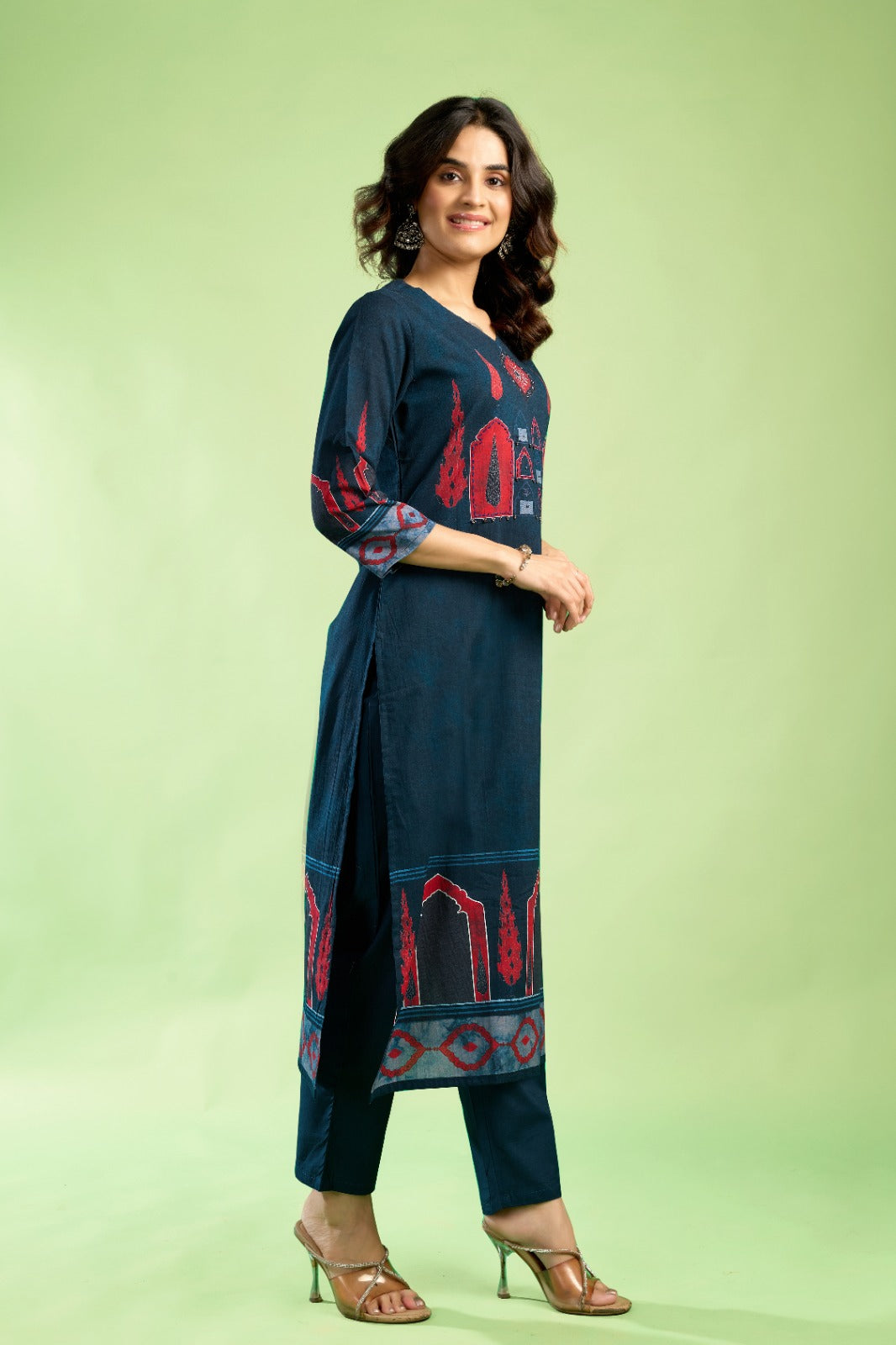 ELEGANT RAMA-RED PRINTED KURTA SET