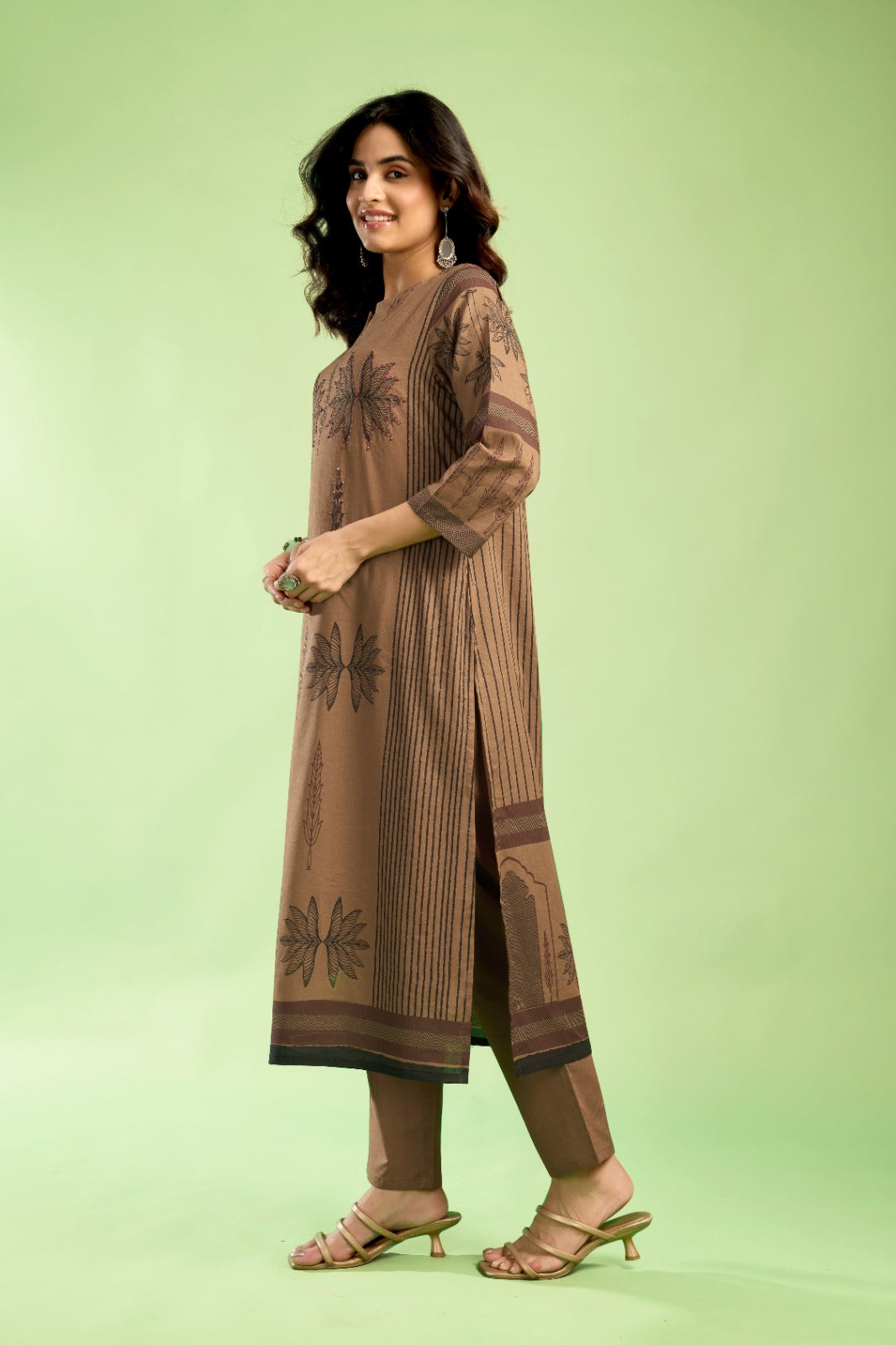 CLASSIC COFFEE SET OF KURTA