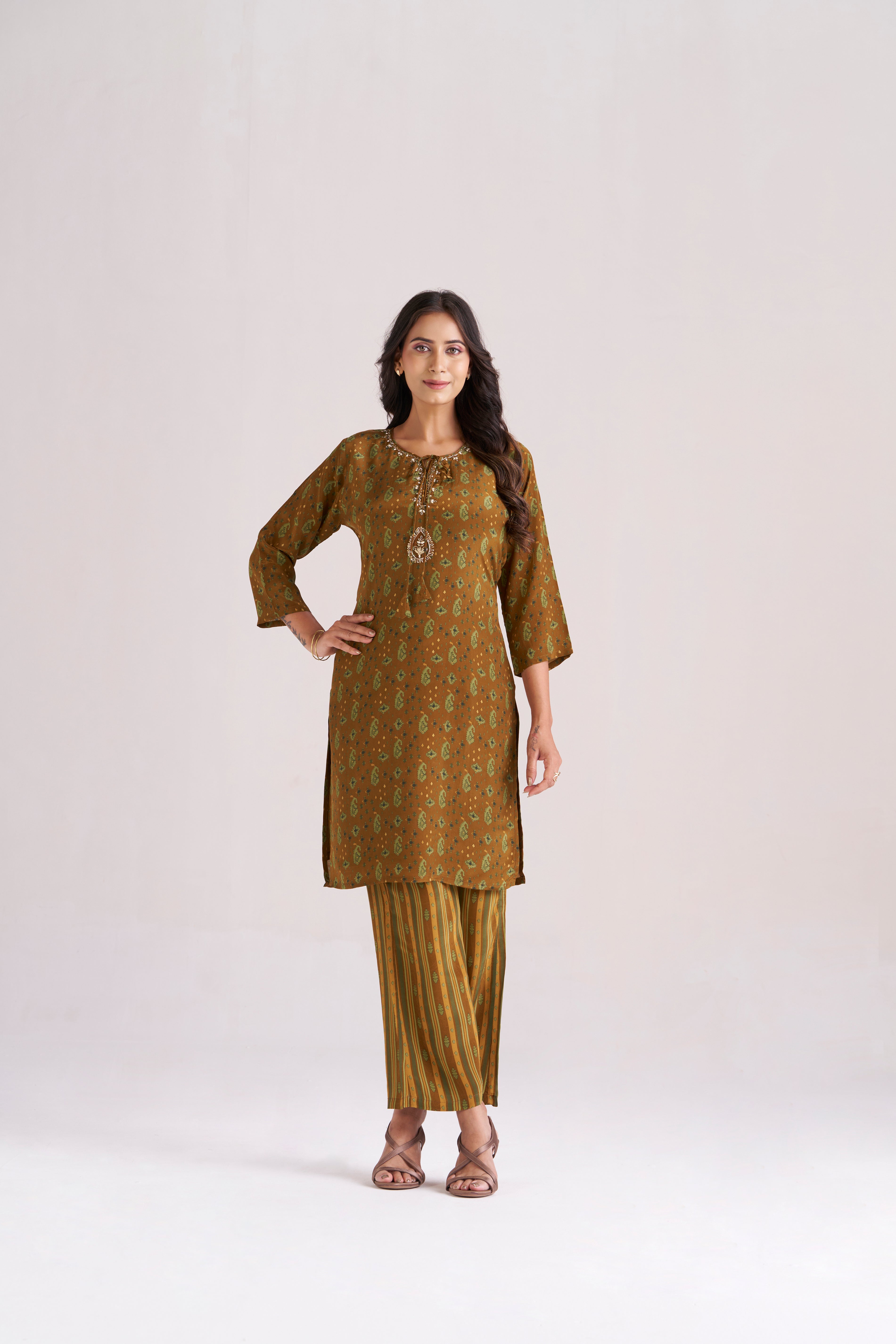 DIGITAL PRINT OLIVE-BROWN 2 PIECE