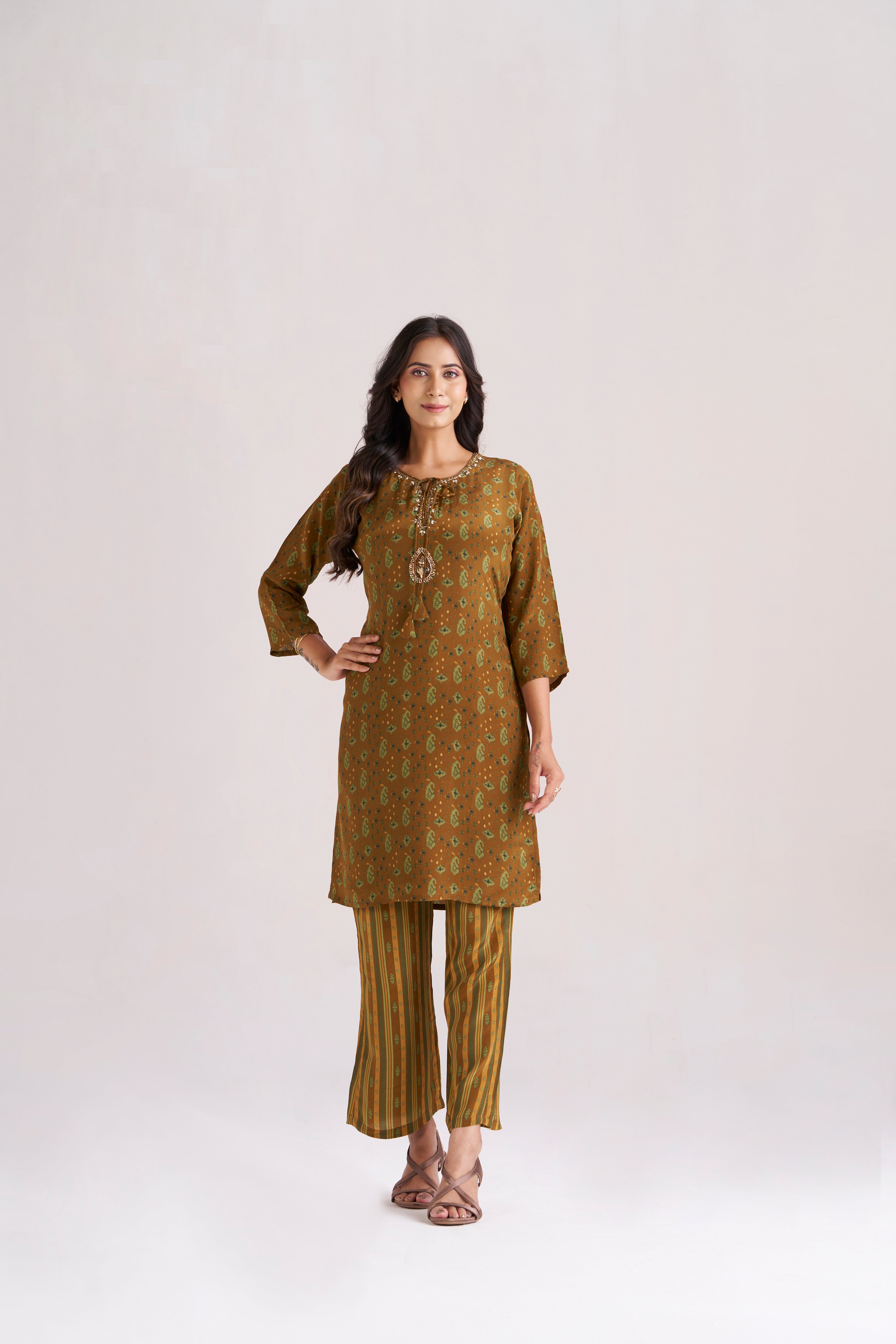 DIGITAL PRINT OLIVE-BROWN 2 PIECE