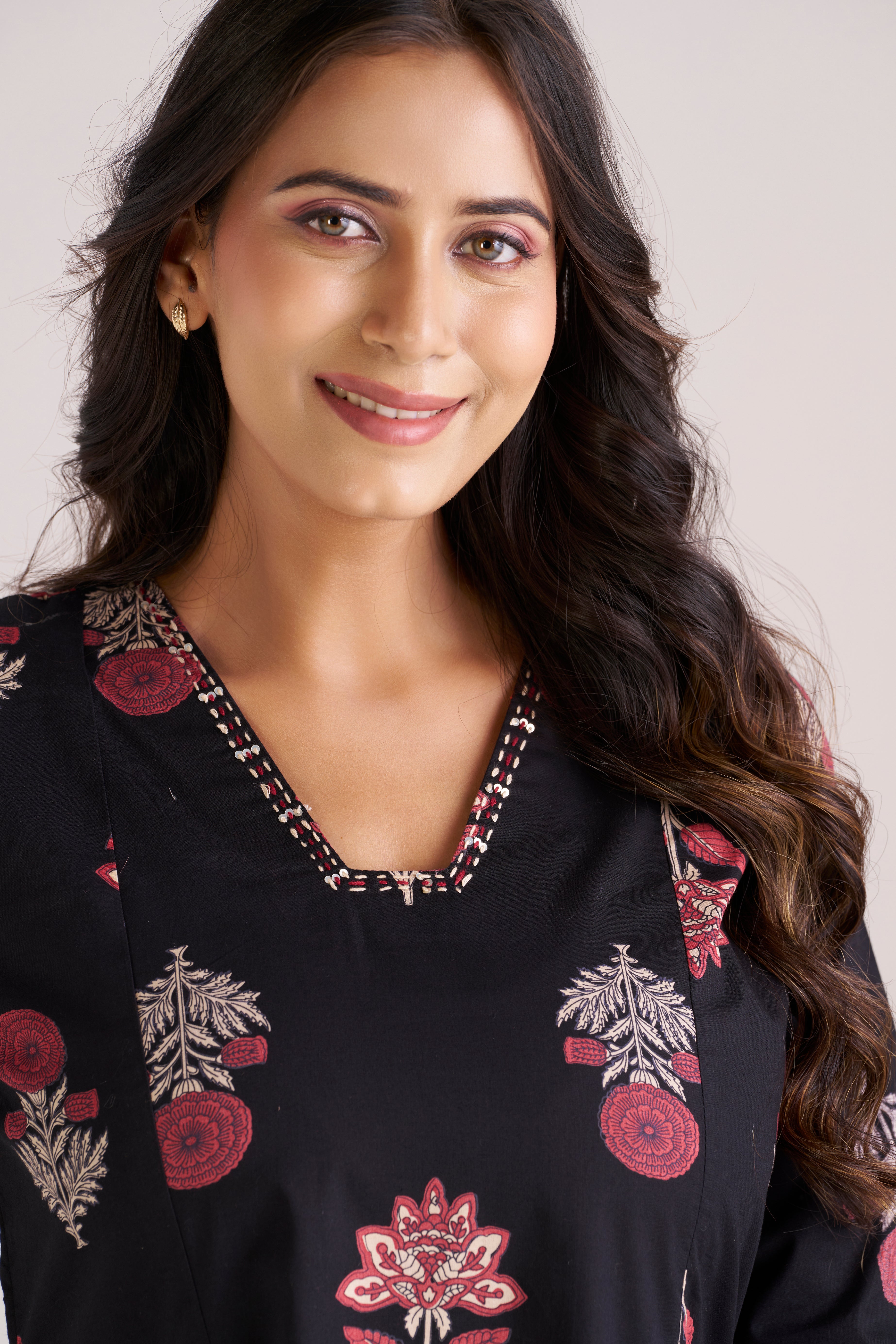 BLACK FLORAL BLOCK PRINT KURTA SET