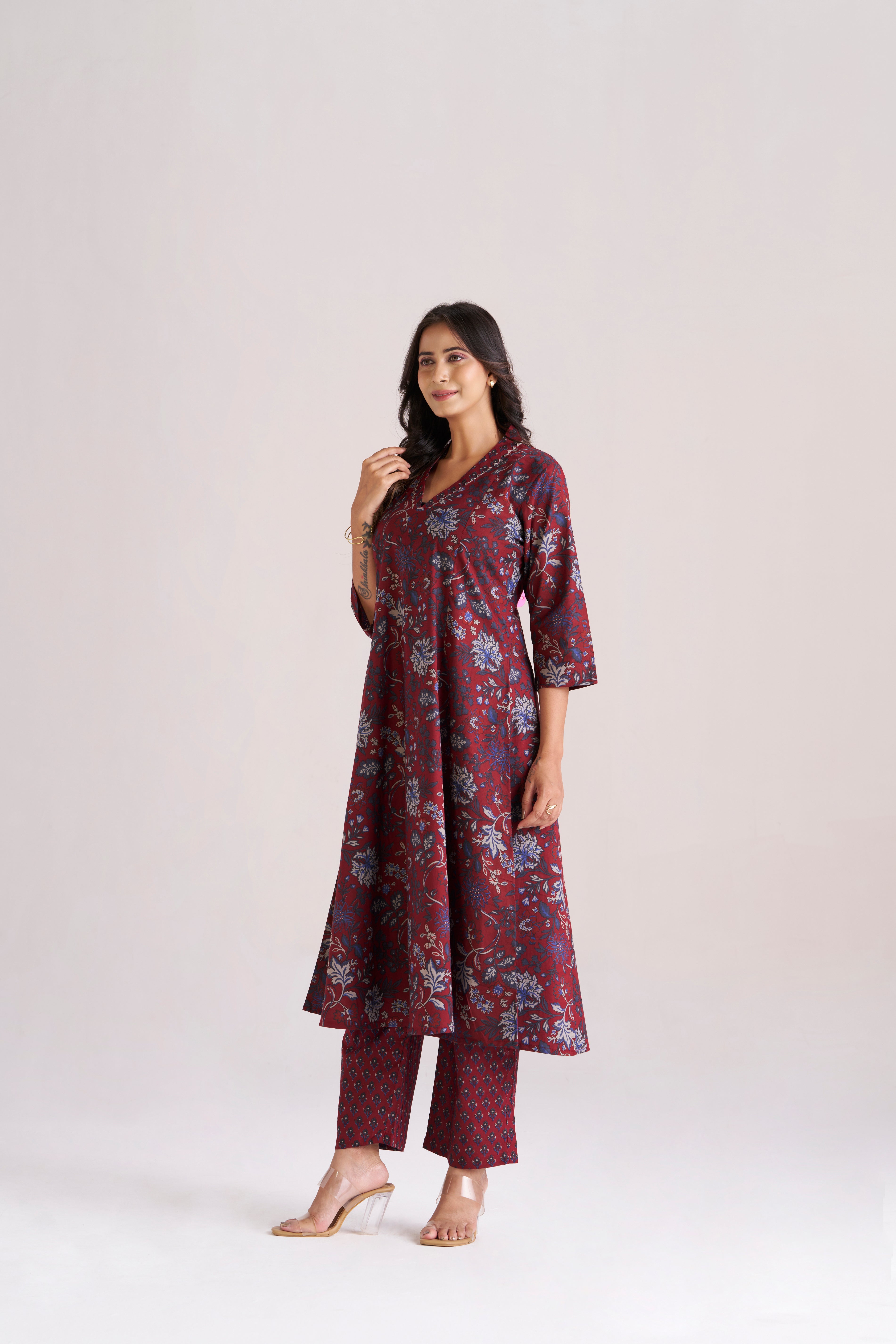 ELEGANT MAROON FLORAL KURTA SET