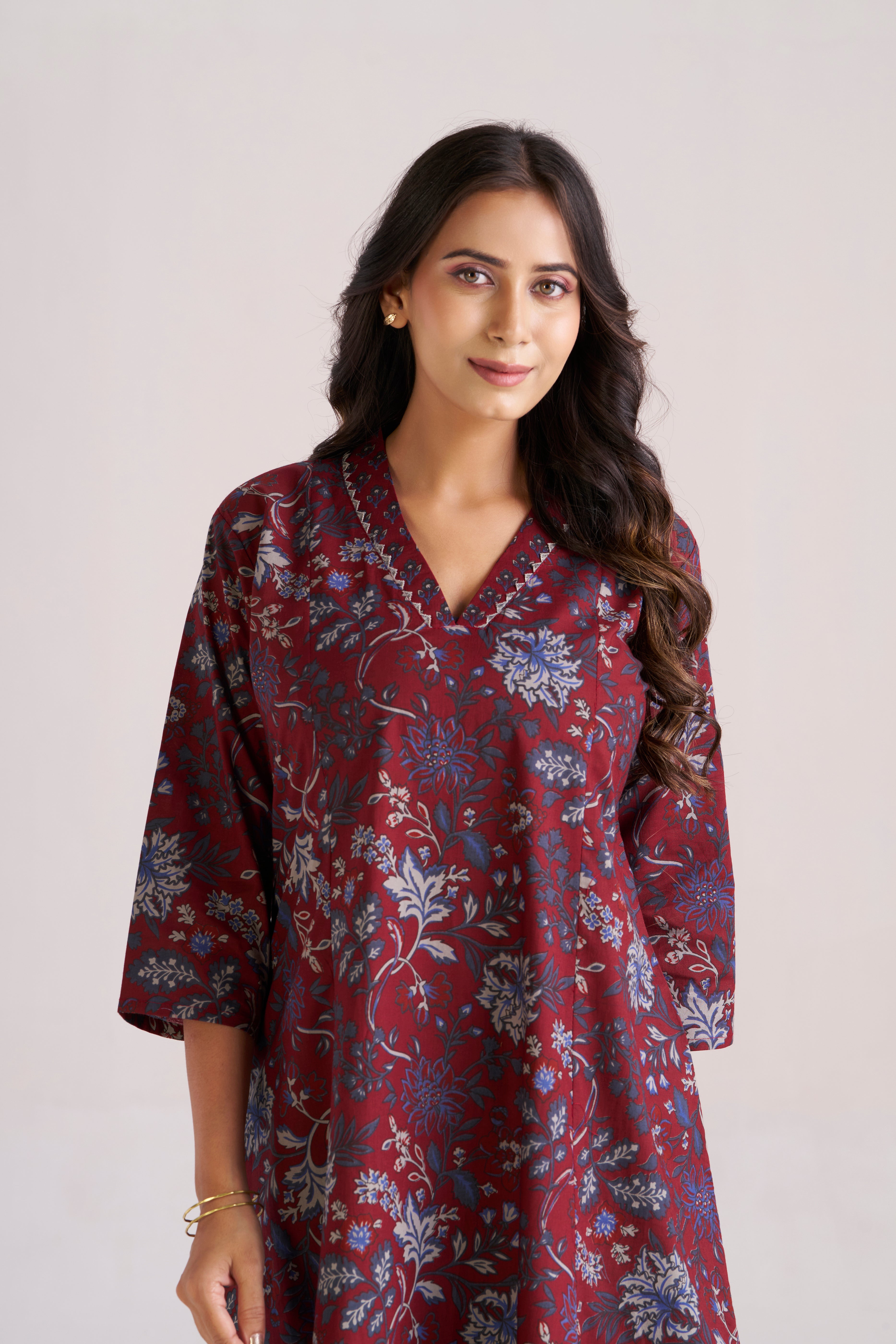 ELEGANT MAROON FLORAL KURTA SET