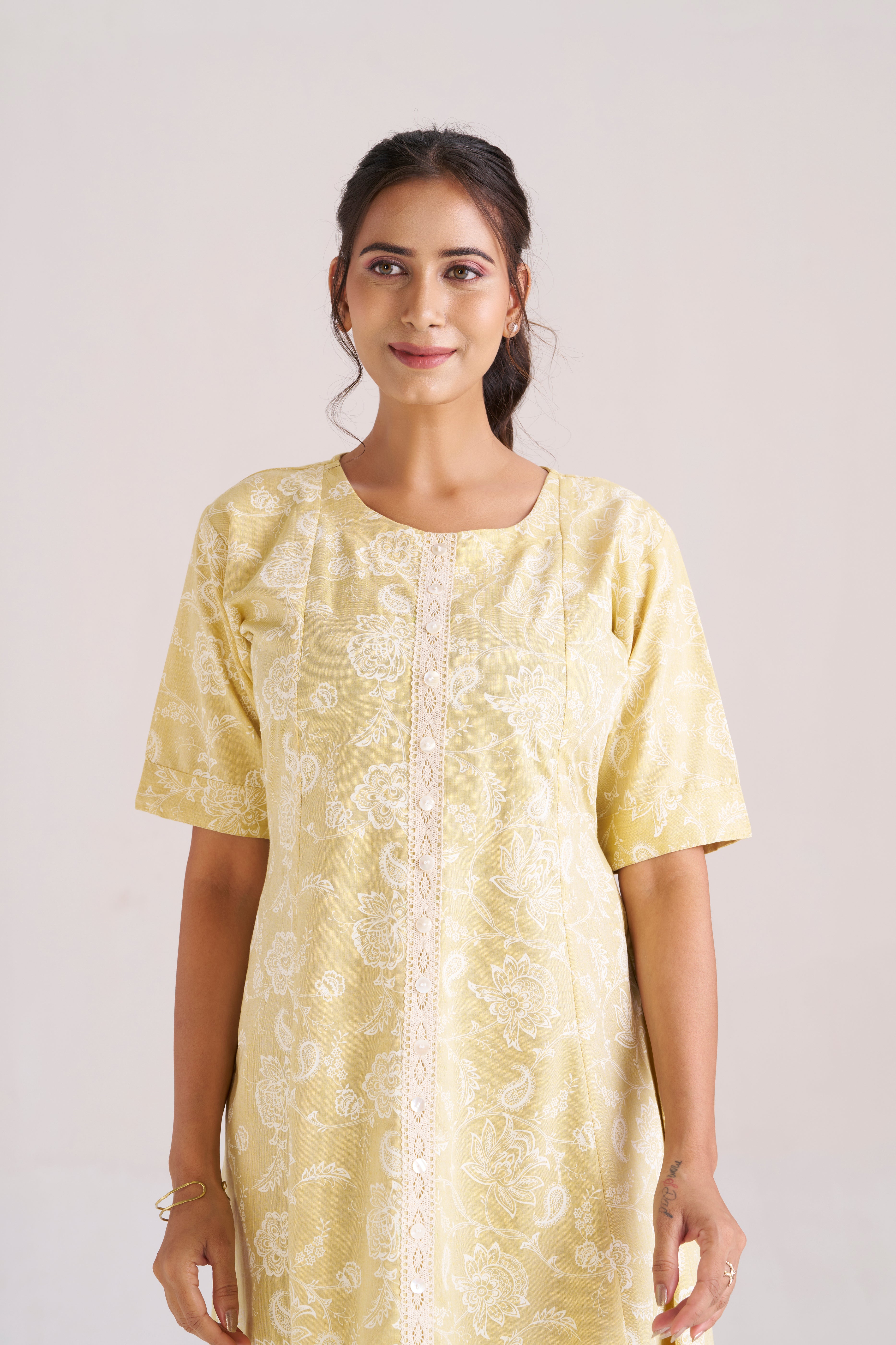 YELLOW FLORAL A-LINE MIDI DRESS