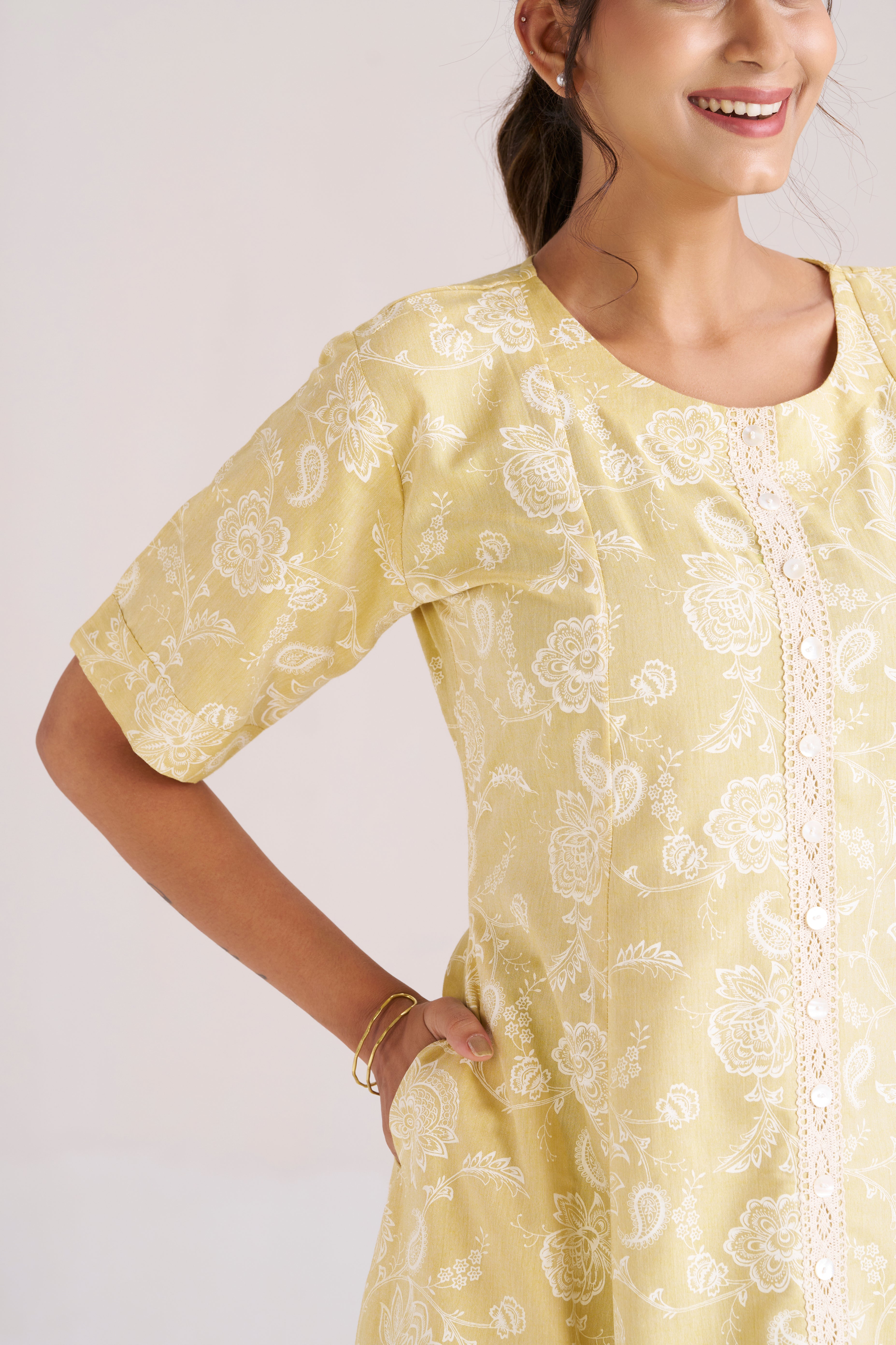 YELLOW FLORAL A-LINE MIDI DRESS