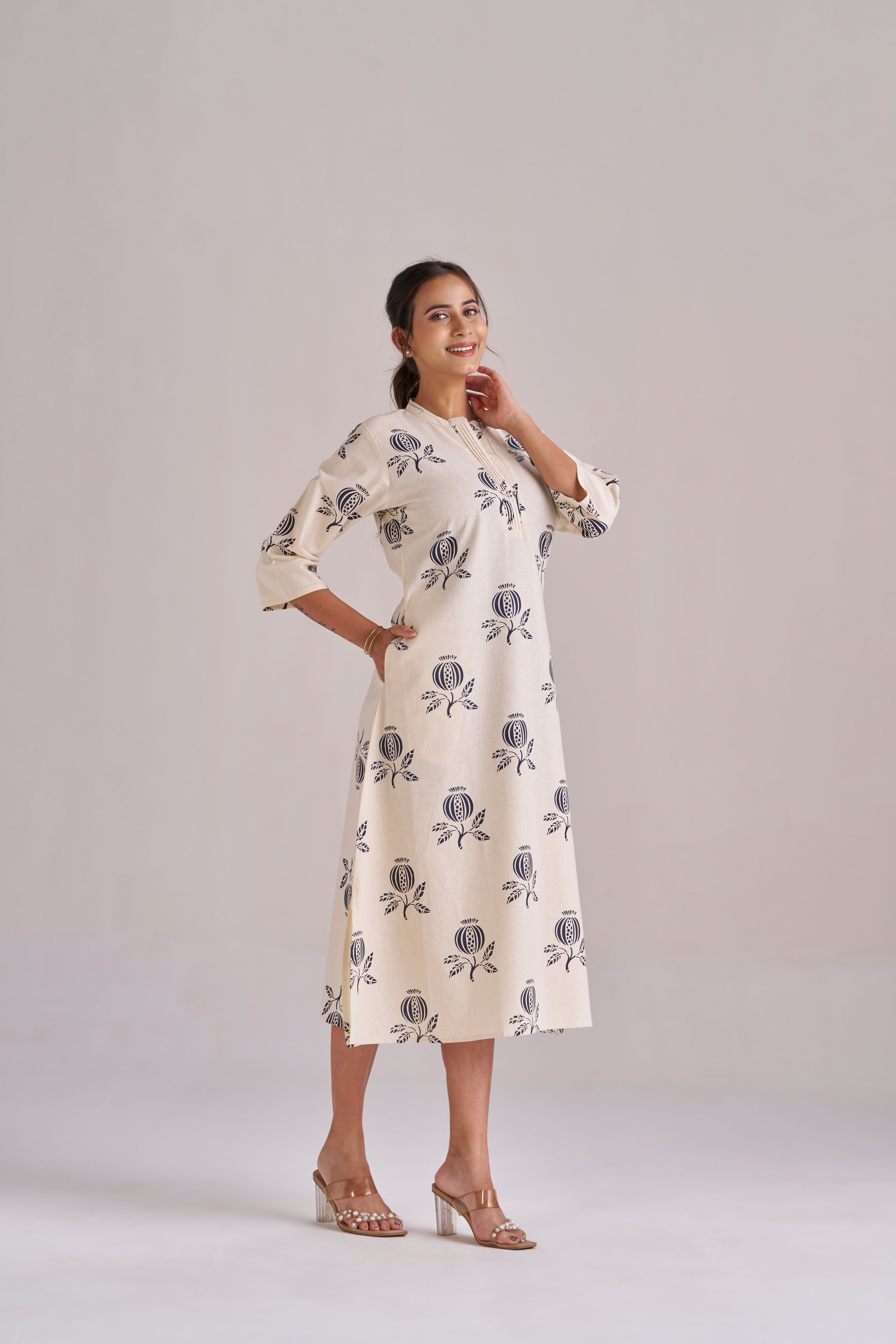 Anar printed in black cotton midi dress