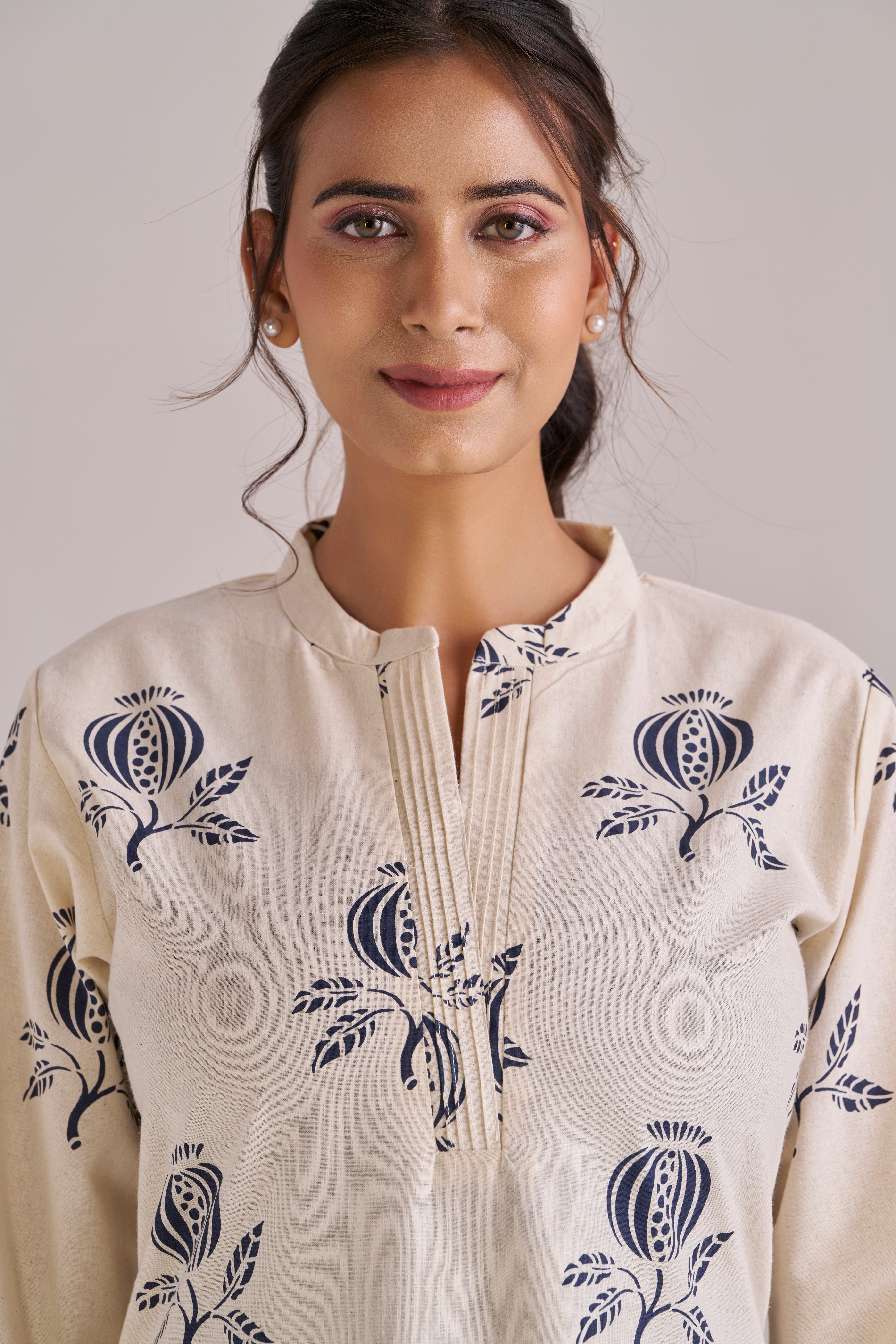 Anar printed in black cotton midi dress