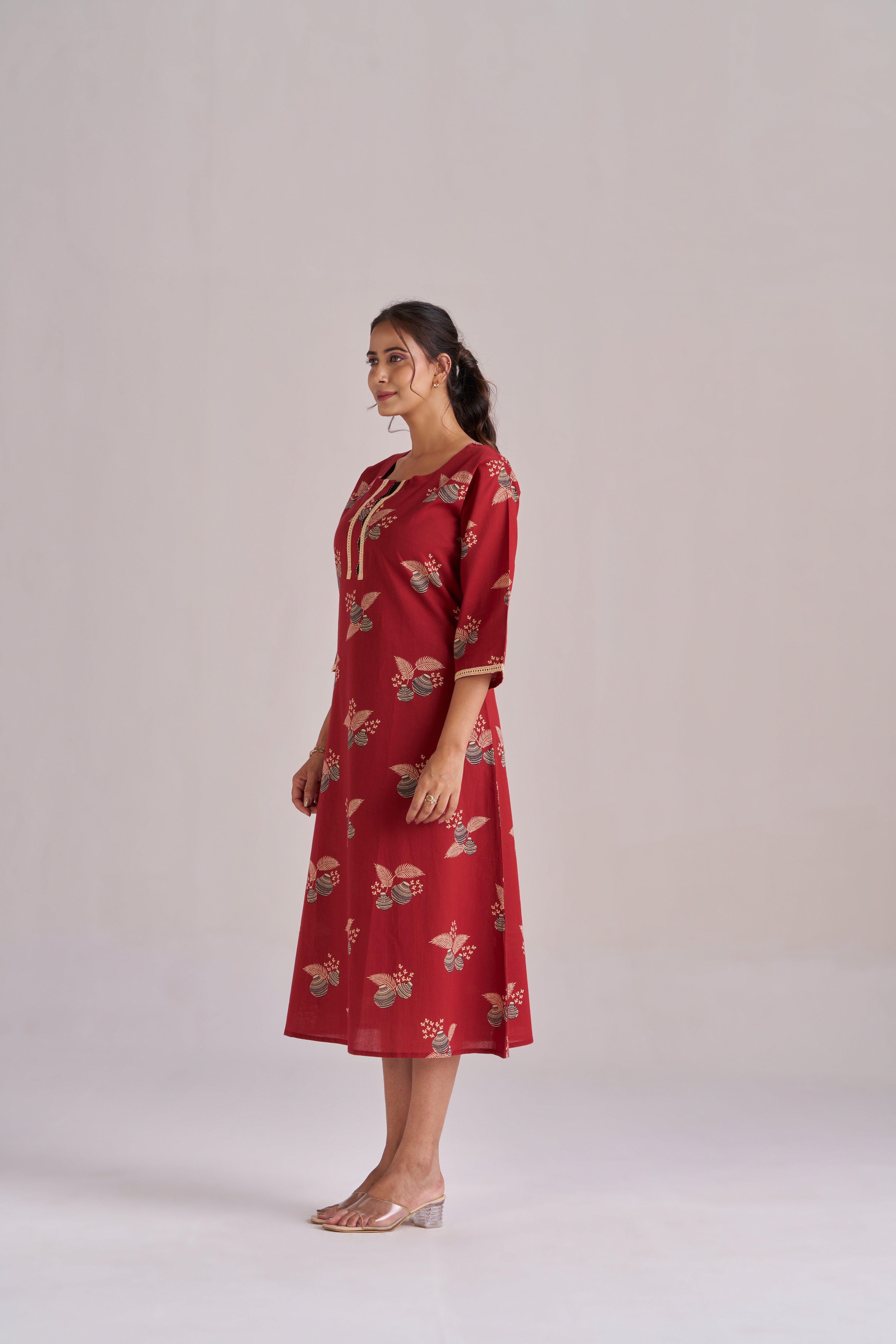 Cotton printed A-line lace trimmed midi kurta