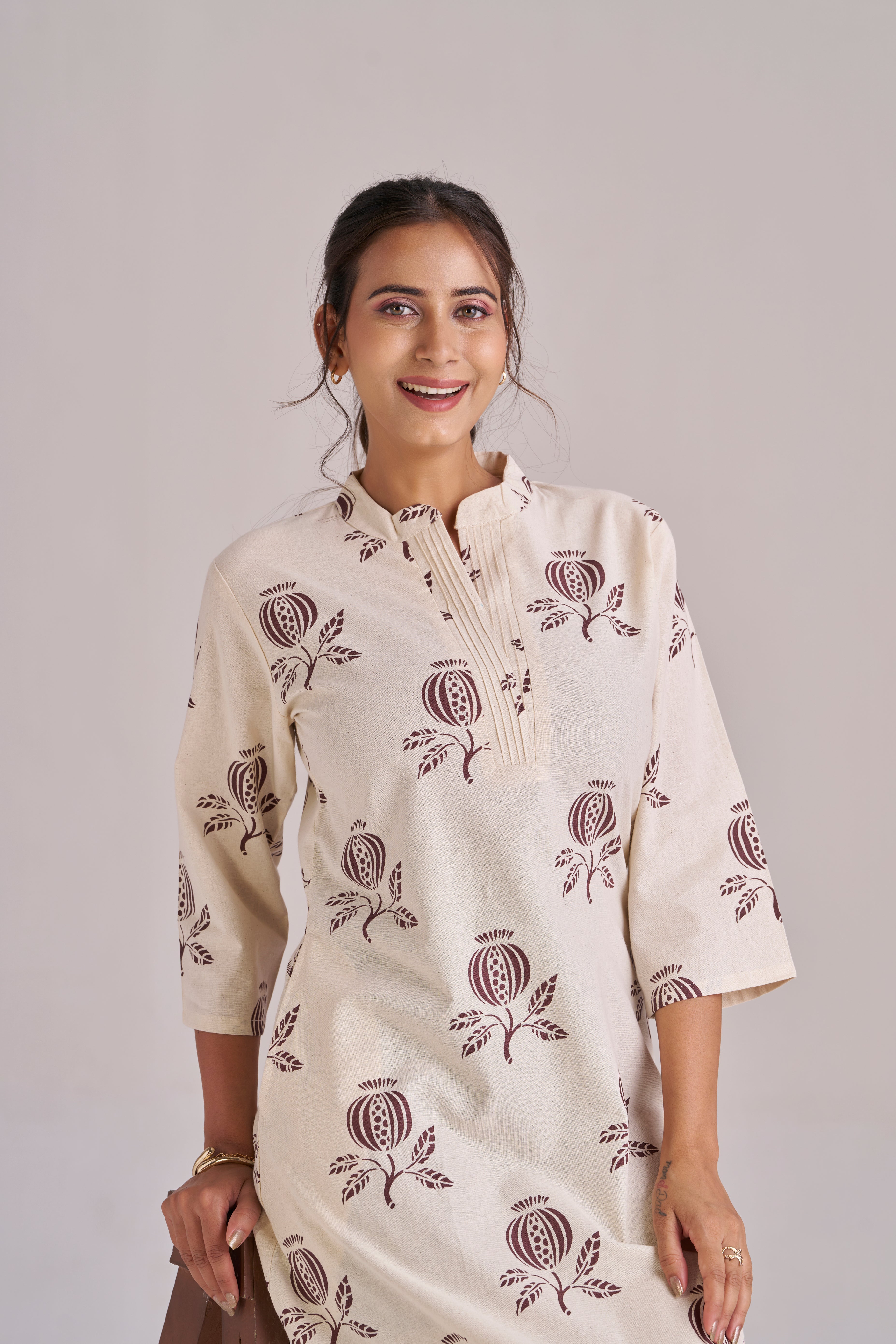 Anar printed in brown cotton midi dress