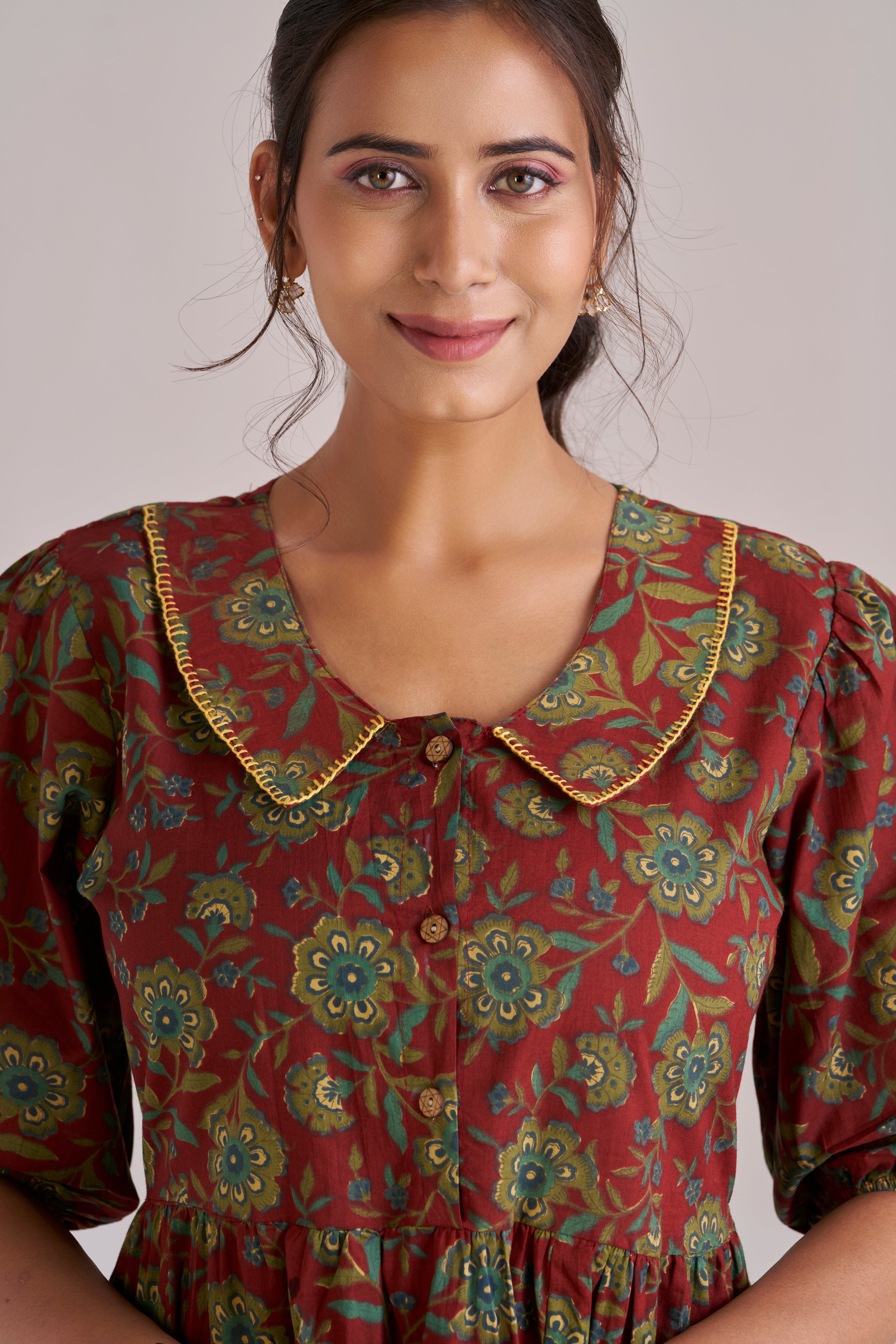 Peter pan collared puff sleeved tiered midi dress in Brick red