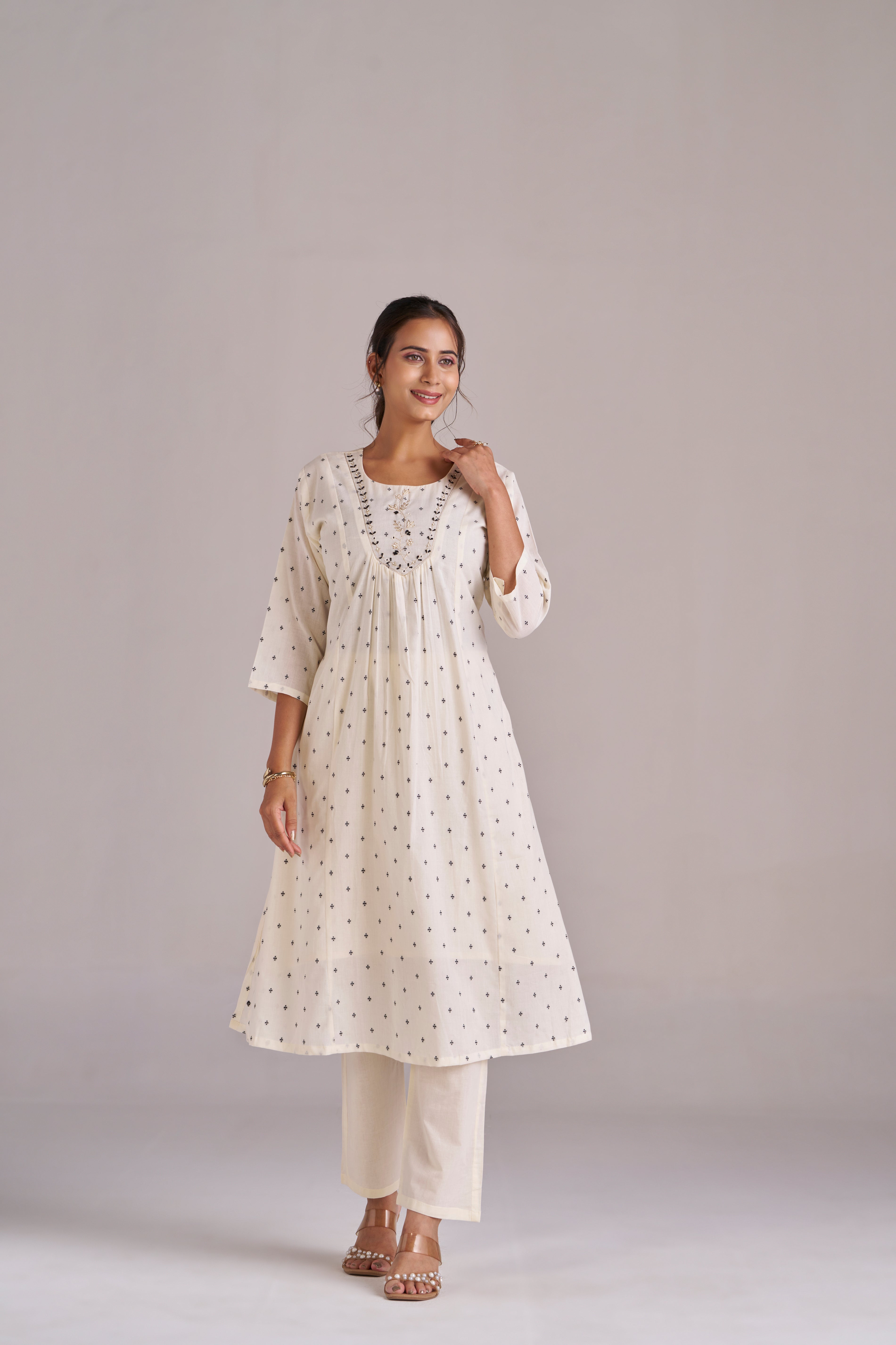 BUTTI PRINT IN MUL COTTON KURTA SET