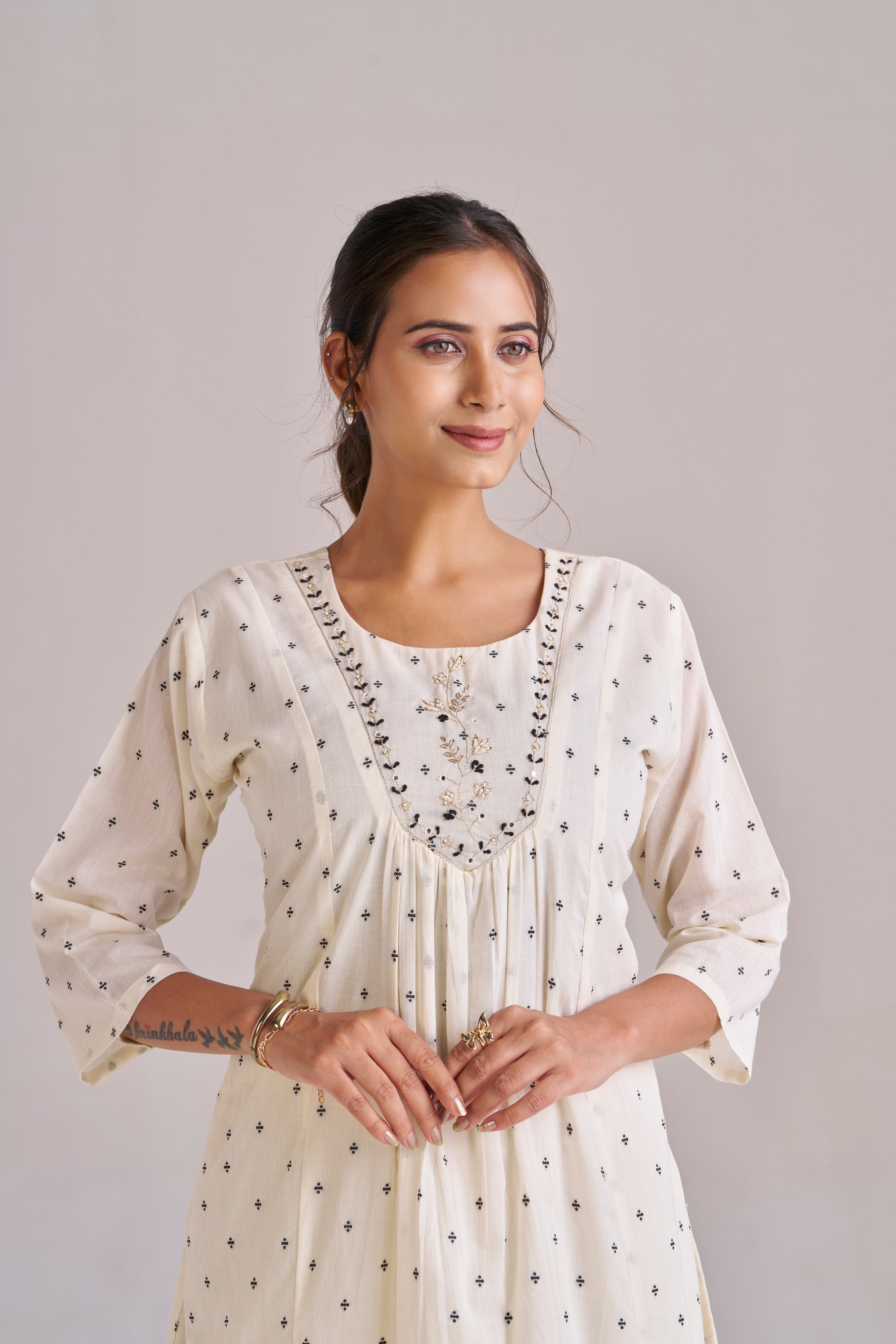 BUTTI PRINT IN MUL COTTON KURTA SET