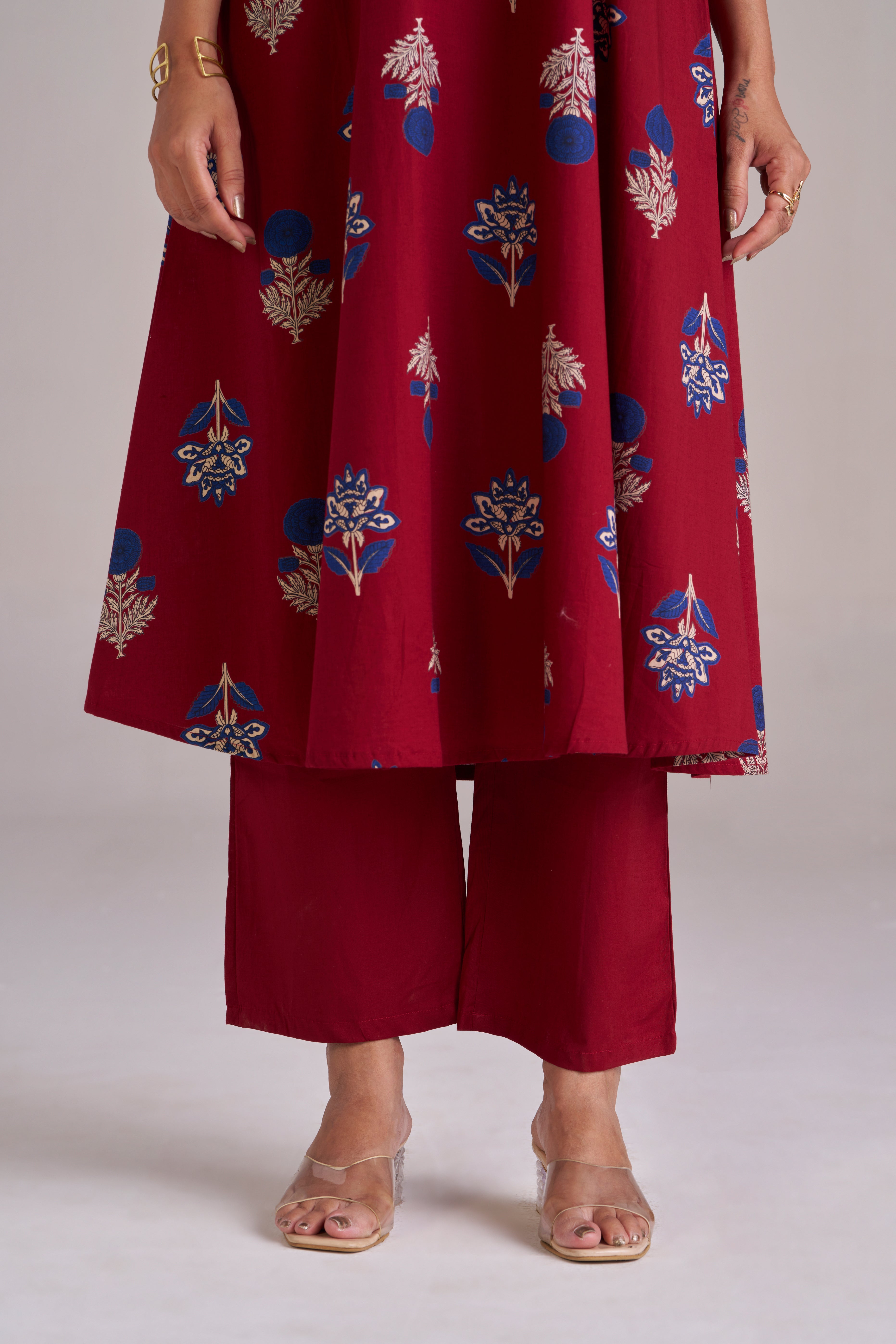 MAROON COTTON KURTA SET WITH DUPATTA