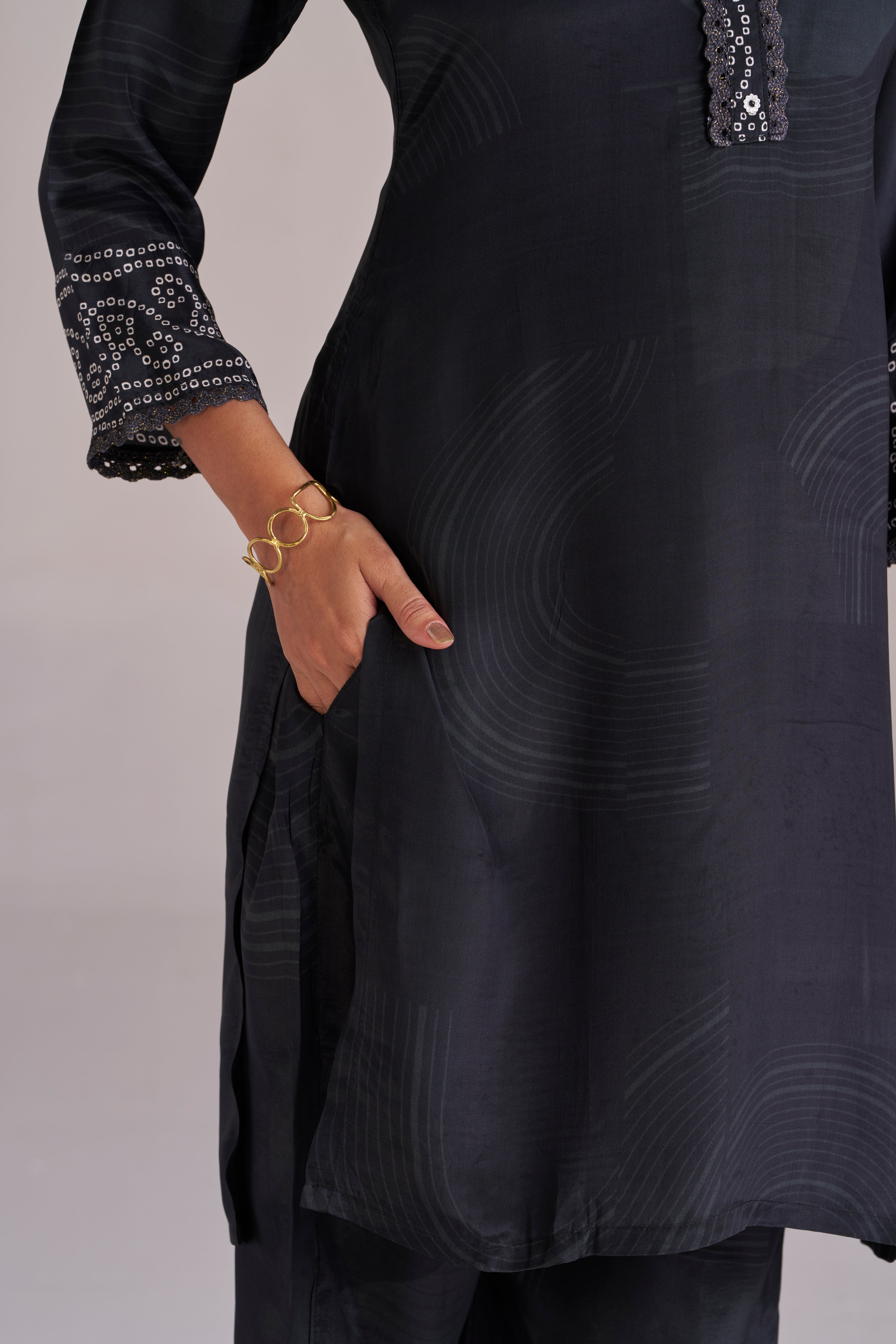 BLACK BANDHANI-GEOMETRIC CO-ORD SET