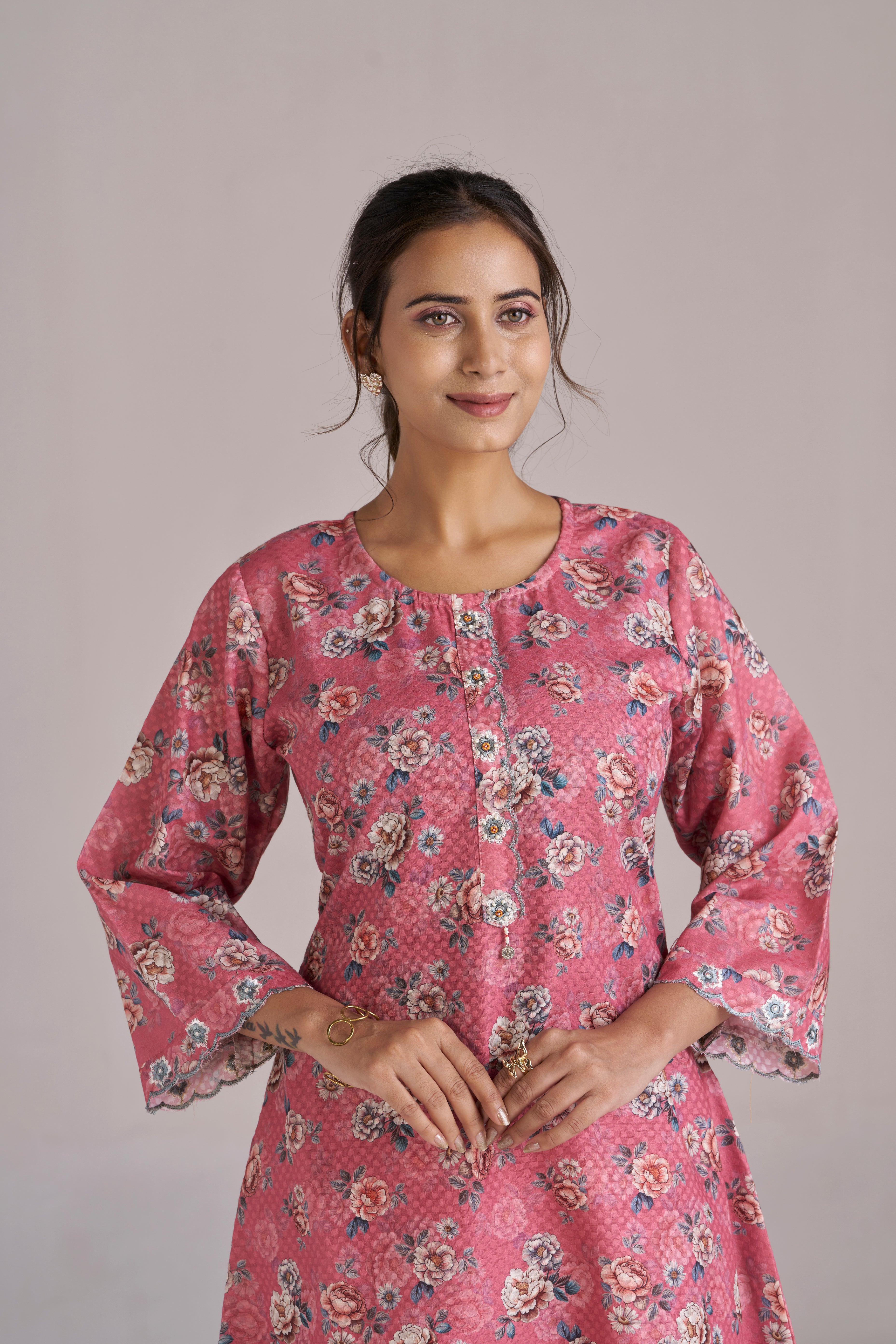 FLORAL PRINT WITH DOBBY WEAVE IN PINK